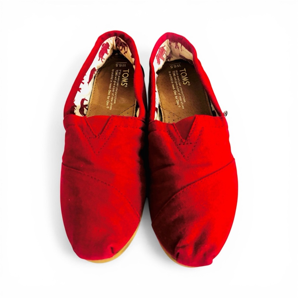 Toms Red Canvas Slip-On with Patterned Liner Womens 6.5
